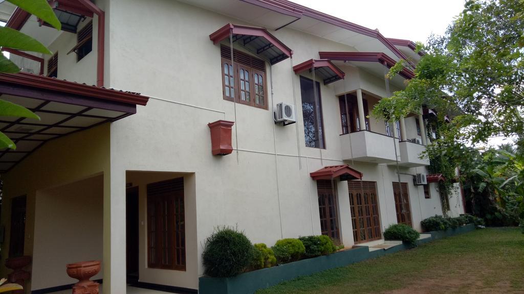 Heritage Lake View Hotel Anuradhapura Exterior photo